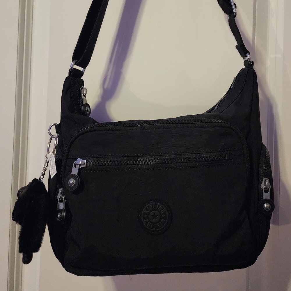 Kipling crossbody purse